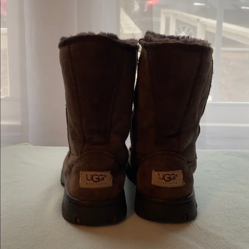 Vintage brown Uggs